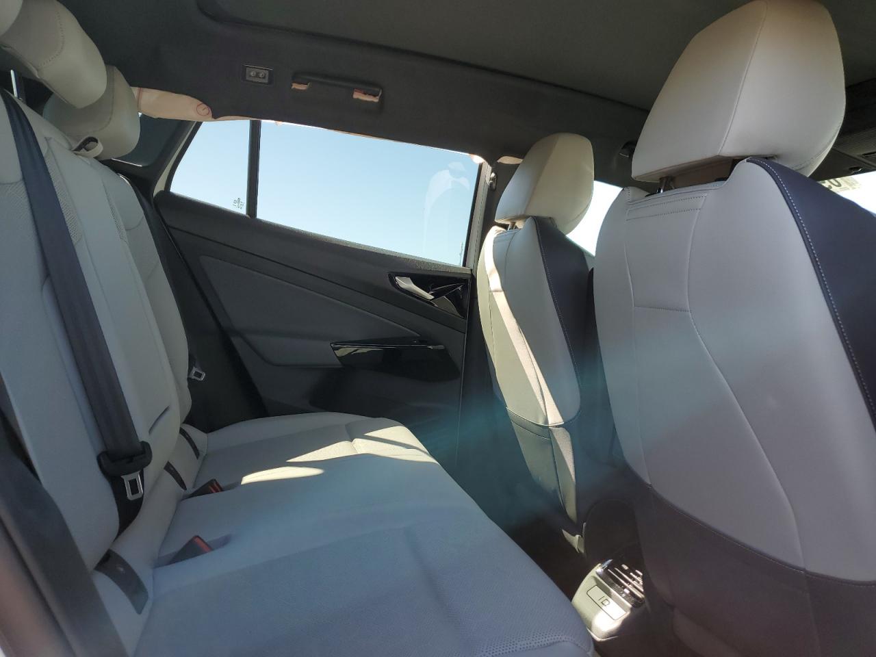 VOLKSWAGEN ID.4 PRO S