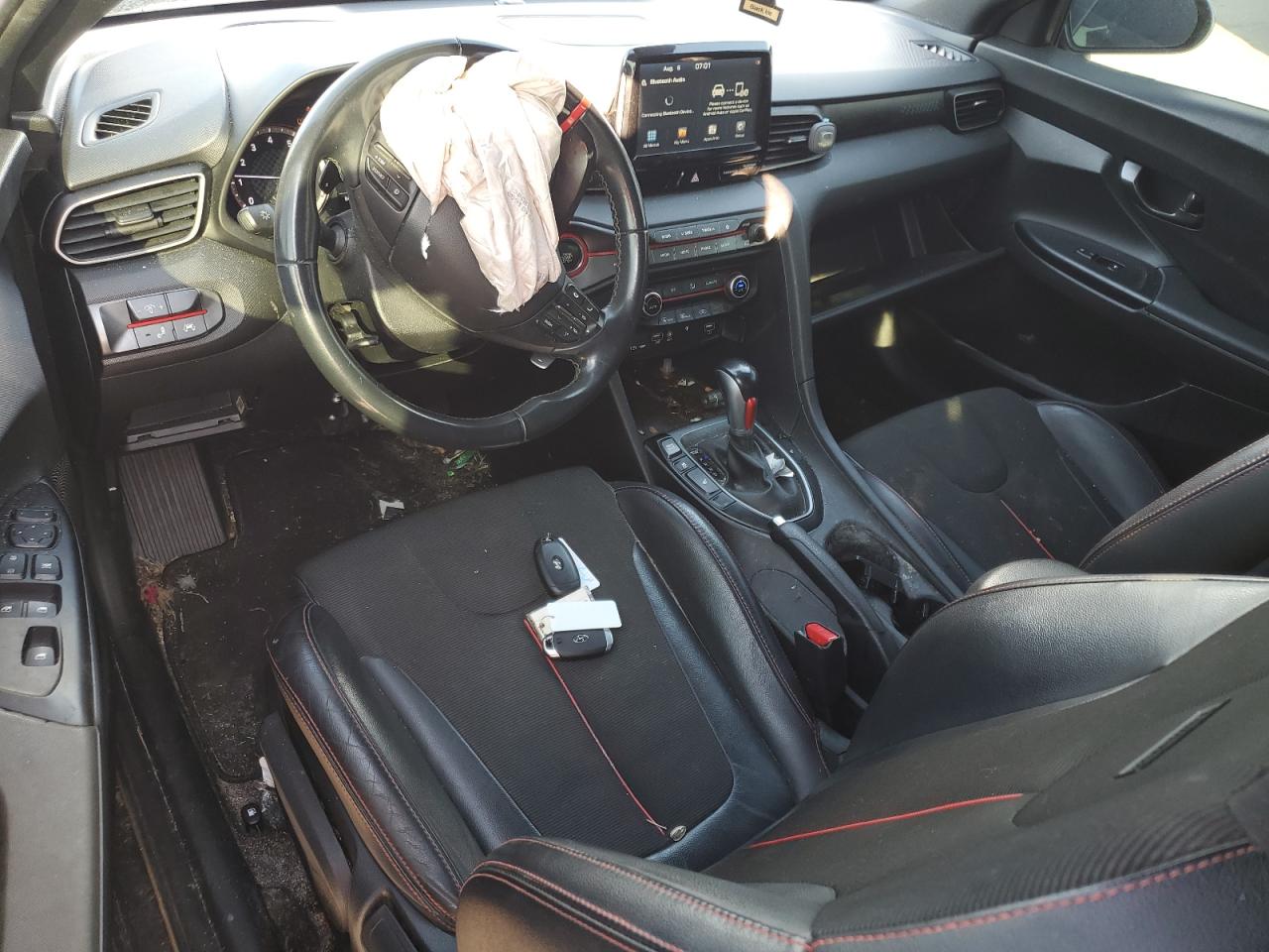 HYUNDAI VELOSTER BASE