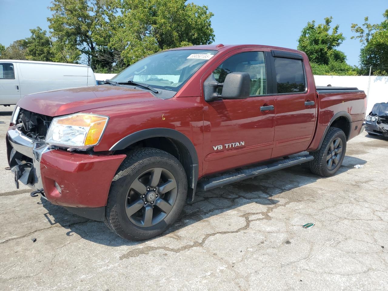 NISSAN TITAN S