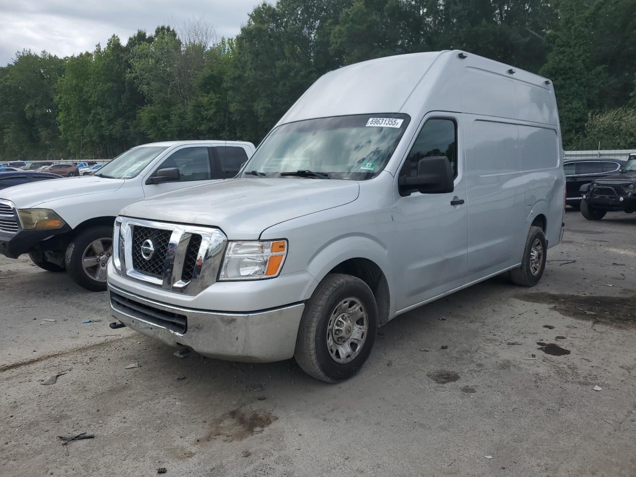 NISSAN NV2500 2500