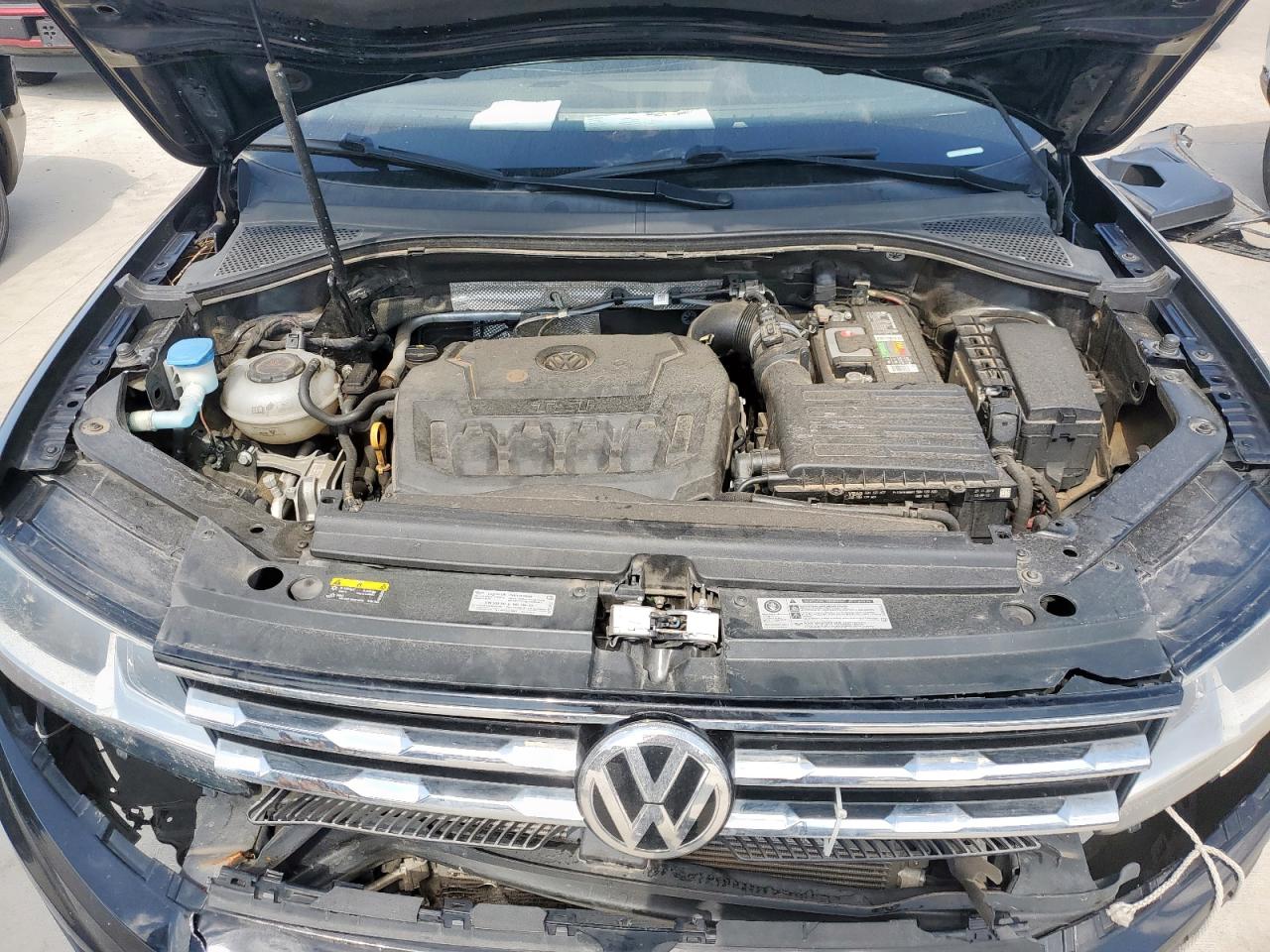 VOLKSWAGEN TIGUAN S