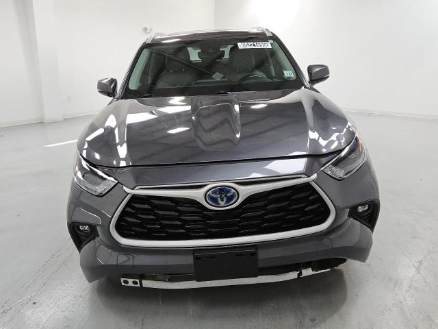 2022 TOYOTA HIGHLANDER HYBRID XLE 5TDGBRCH5NS550491