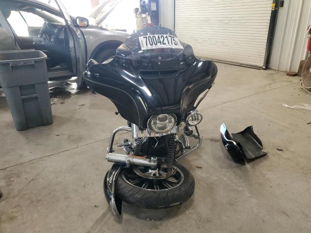 2017 HARLEY-DAVIDSON FLHTCU ULT 1HD1FCC11HB640113
