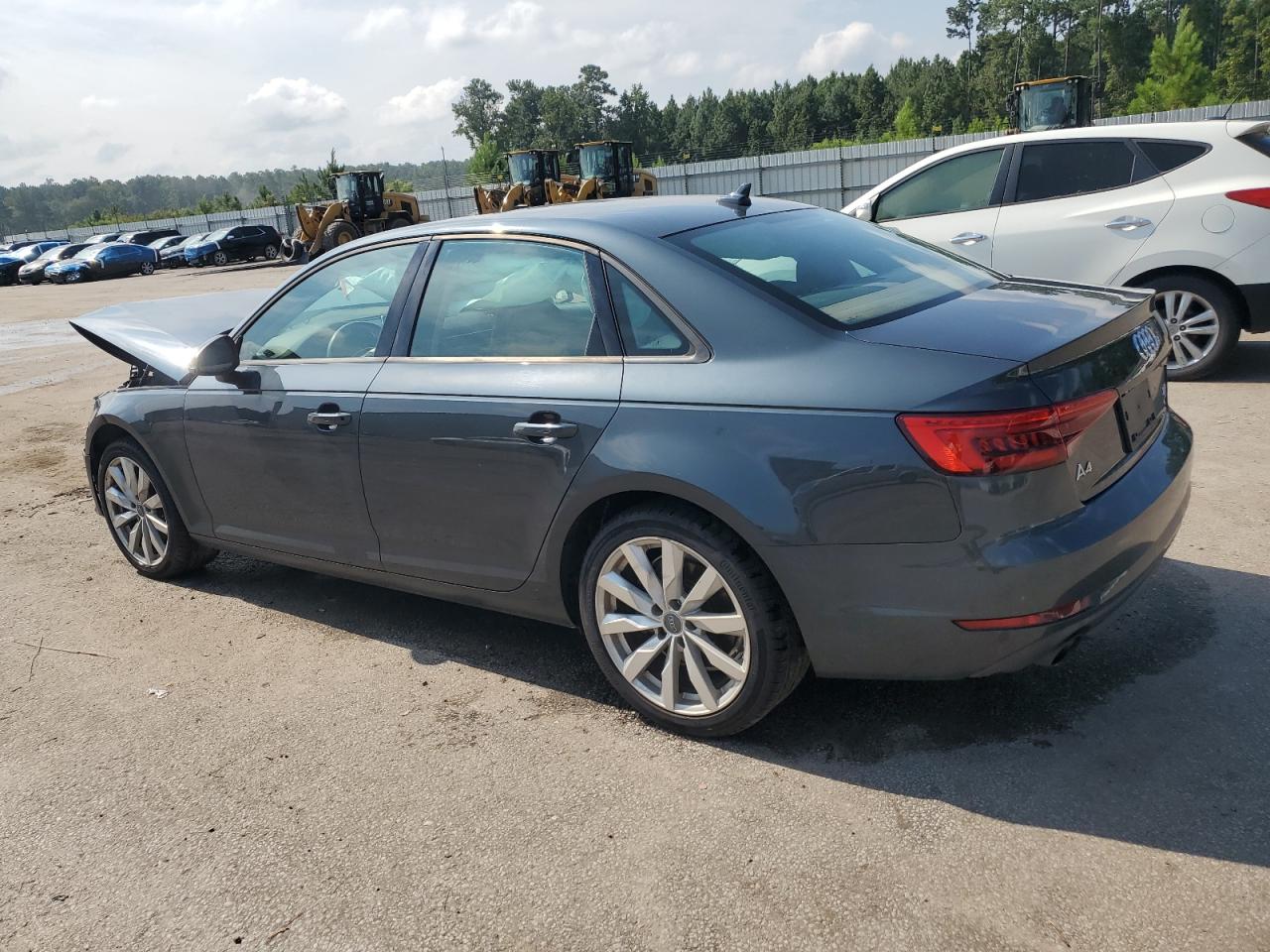 AUDI A4 ULTRA PREMIUM