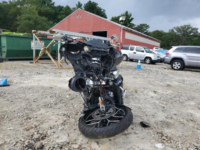 2018 HARLEY-DAVIDSON FLHTCU ULT 1HD1FCC19JB660955