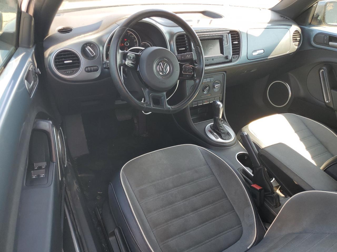 VOLKSWAGEN BEETLE S/SE