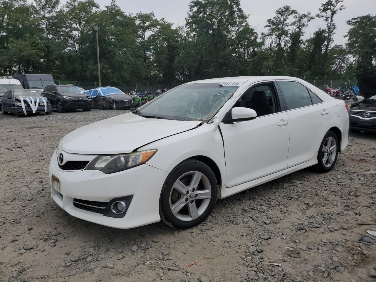 TOYOTA CAMRY L