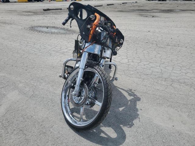 2009 HARLEY-DAVIDSON FLHX - 1HD1KB4159Y693027