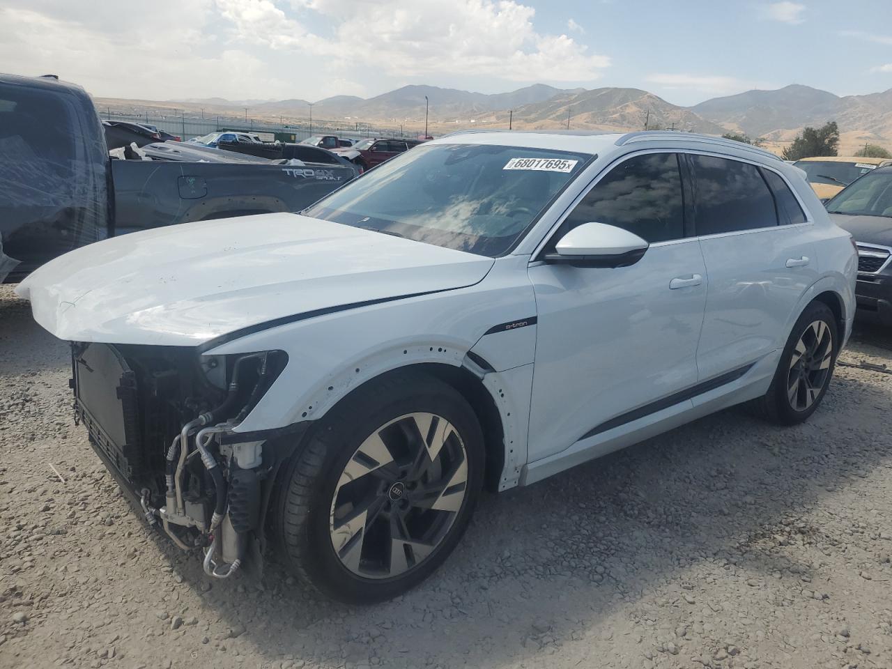 AUDI E-TRON PREMIUM PLUS