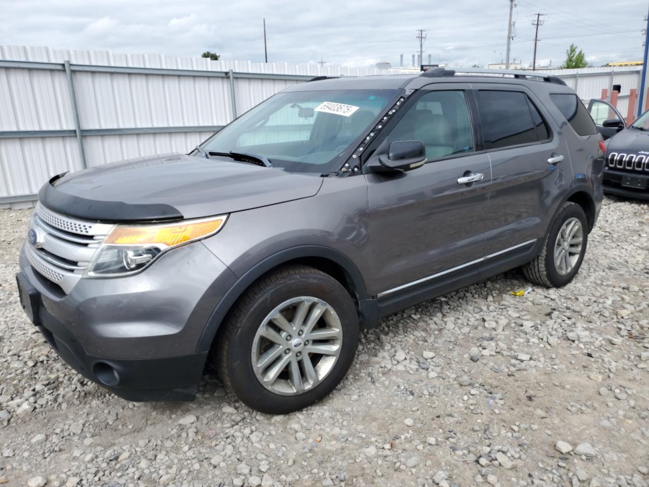 FORD EXPLORER XLT