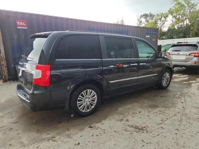 2016 CHRYSLER TOWN & COU - 2C4RC1CG0GR269189
