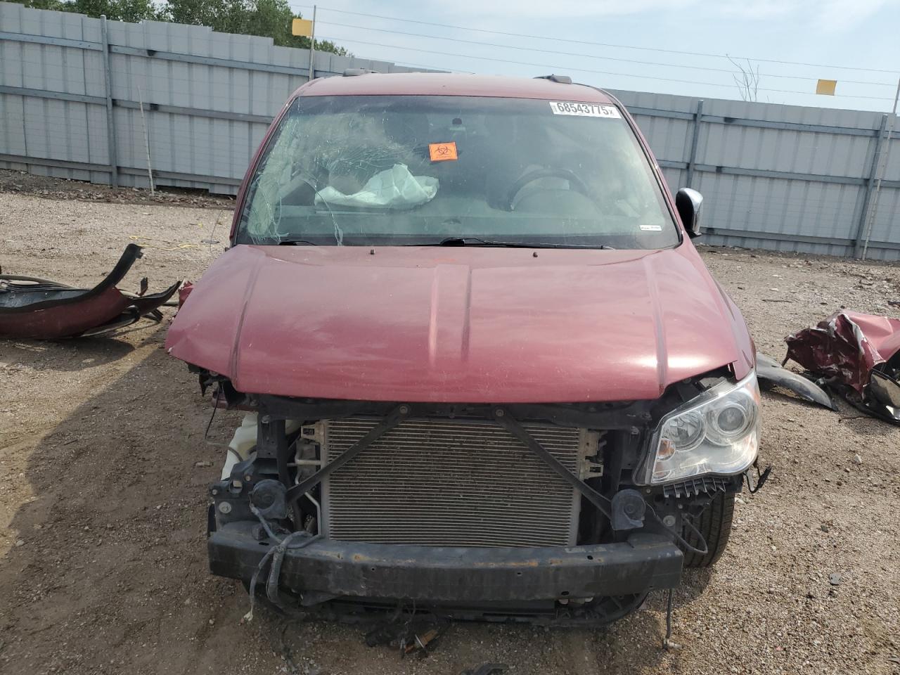 CHRYSLER TOWN & COUNTRY LIMITED