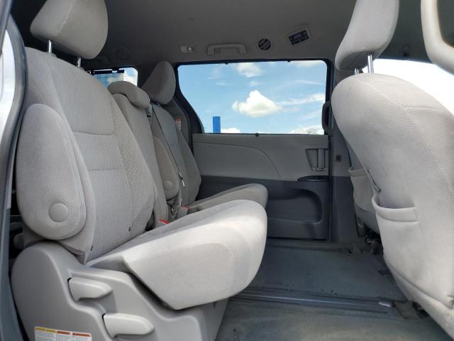 2017 TOYOTA SIENNA LE - 5TDKZ3DC5HS815372