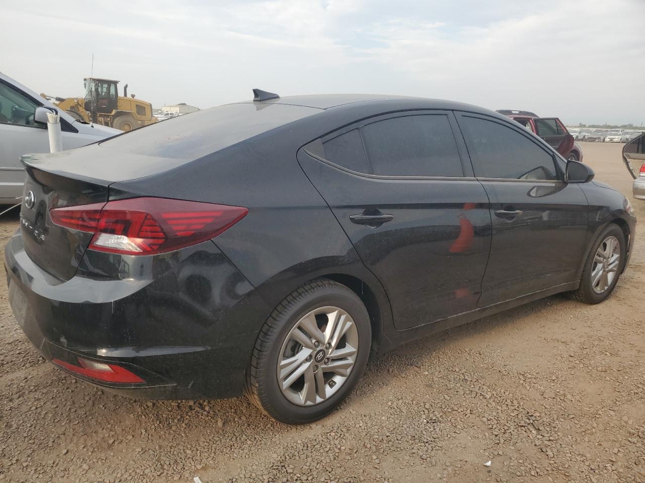 HYUNDAI ELANTRA SEL