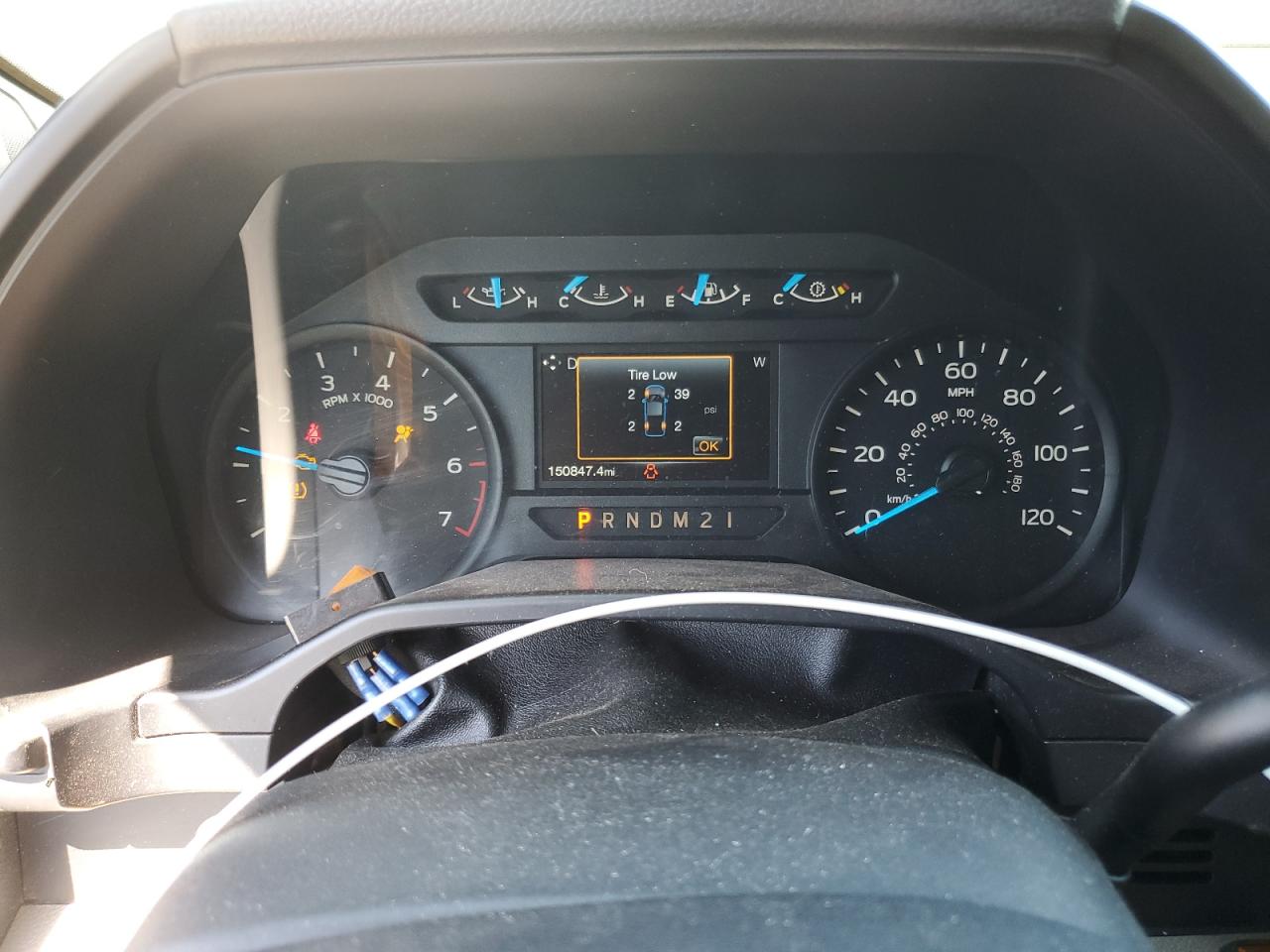 FORD F-150 SUPER CAB