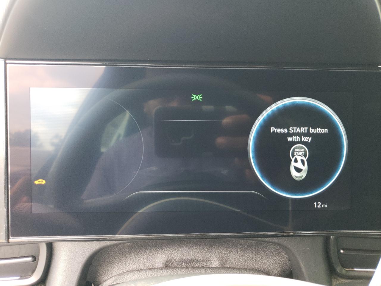 HYUNDAI ELANTRA BLUE