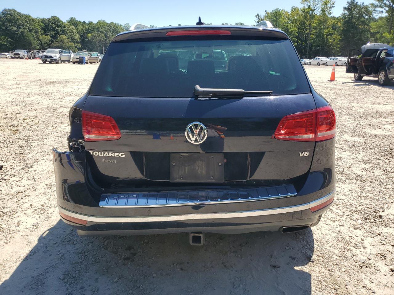 VOLKSWAGEN TOUAREG SPORT