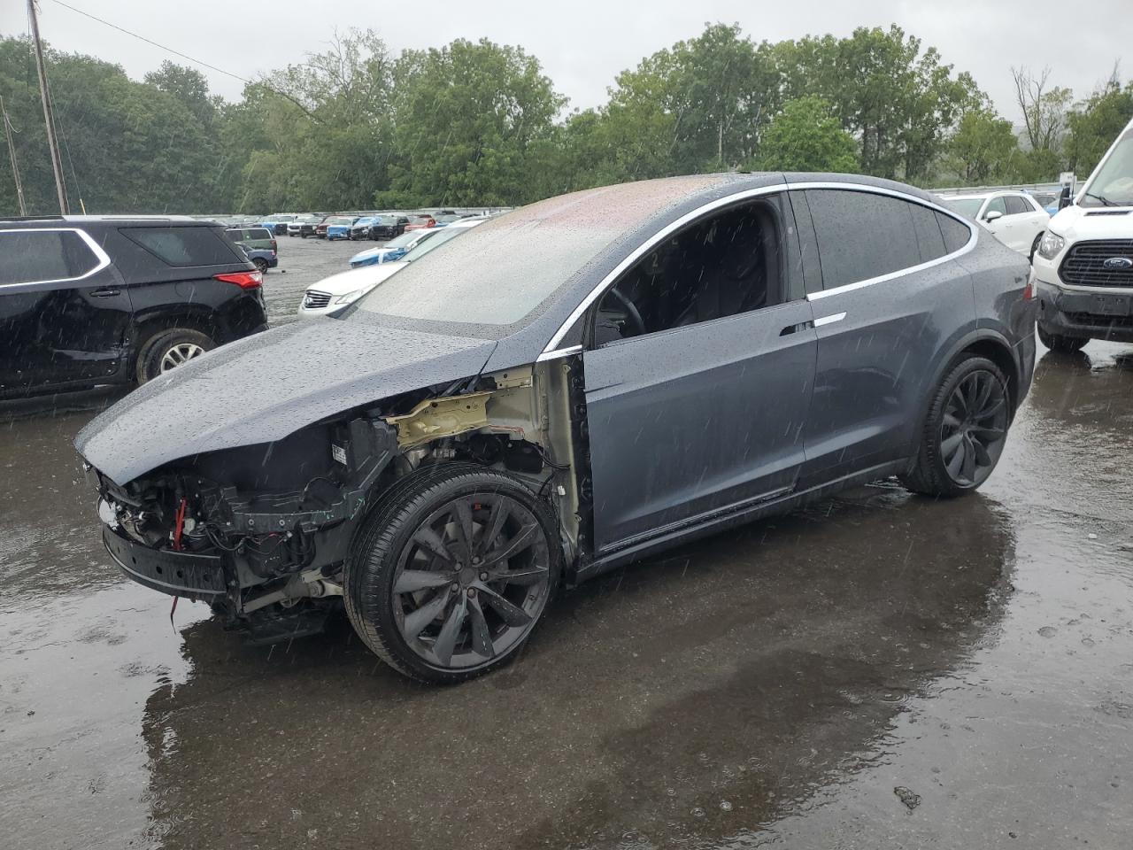 TESLA MODEL X