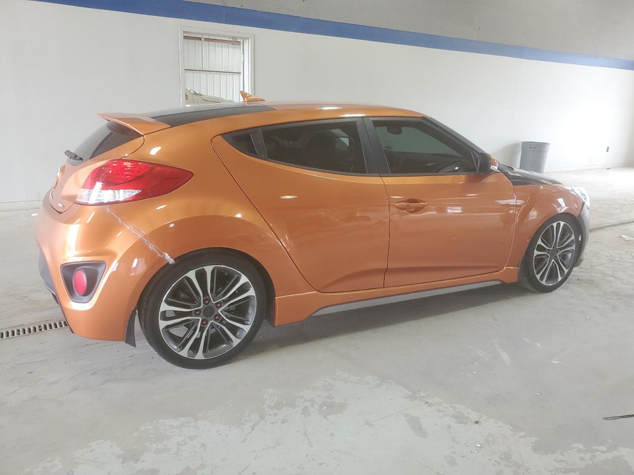HYUNDAI VELOSTER TURBO
