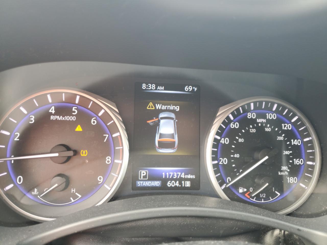 INFINITI Q50 PREMIUM