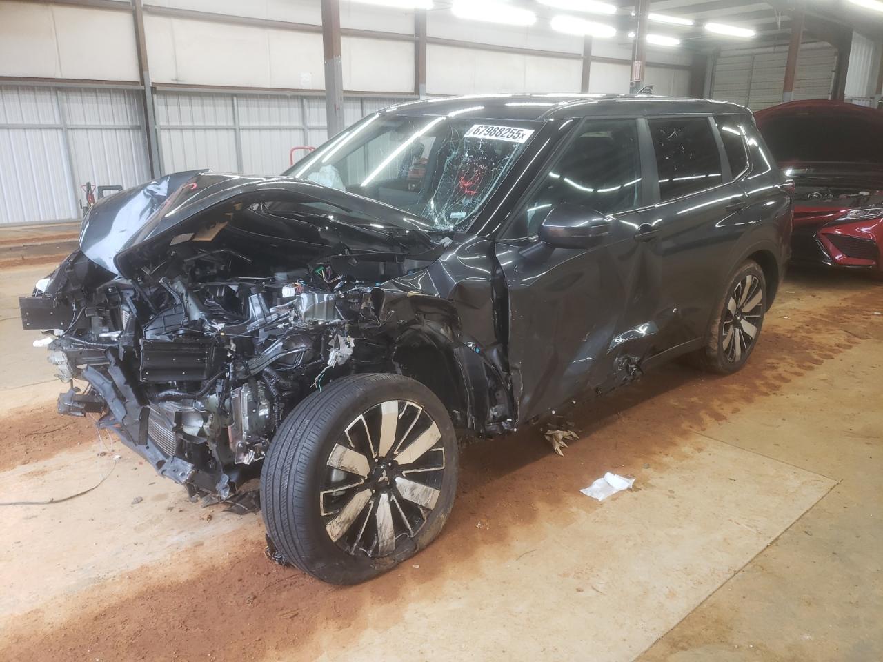 MITSUBISHI OUTLANDER SE