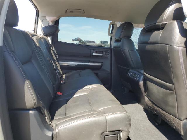 2016 TOYOTA TUNDRA CREWMAX SR5 5TFDW5F11GX530234