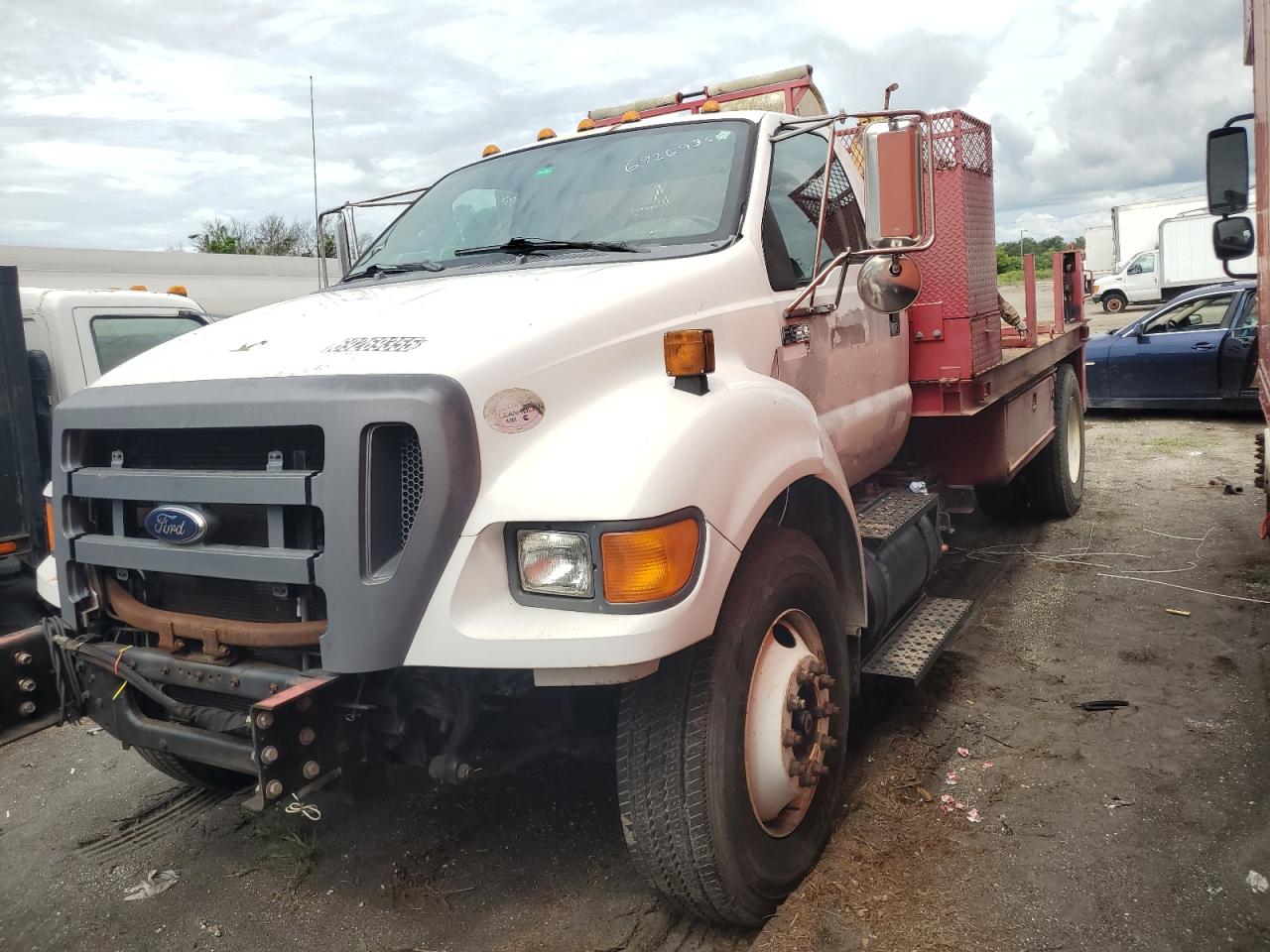 FORD F650 SUPER DUTY