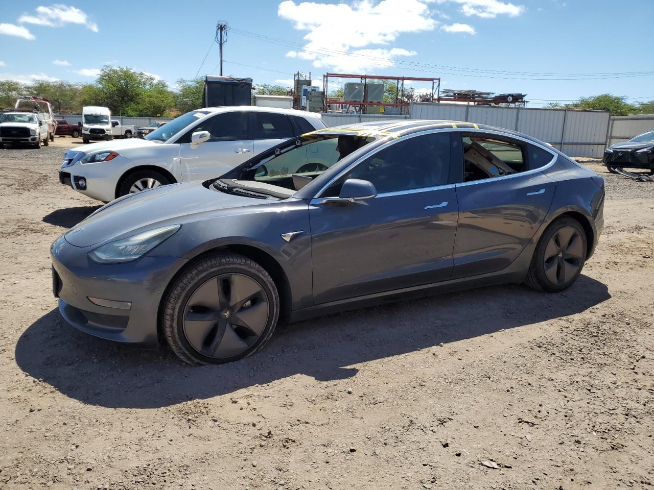 Lot #3256704389 2019 TESLA MODEL 3
