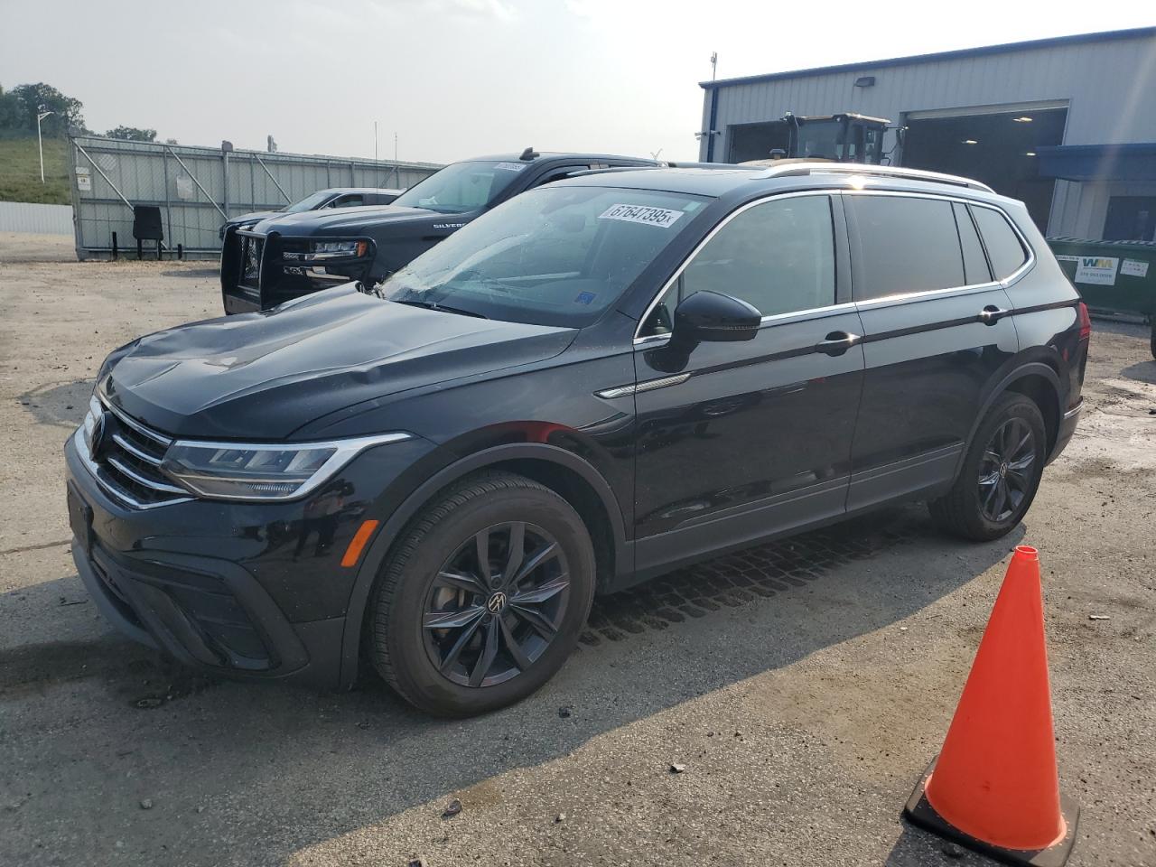 VOLKSWAGEN TIGUAN SE