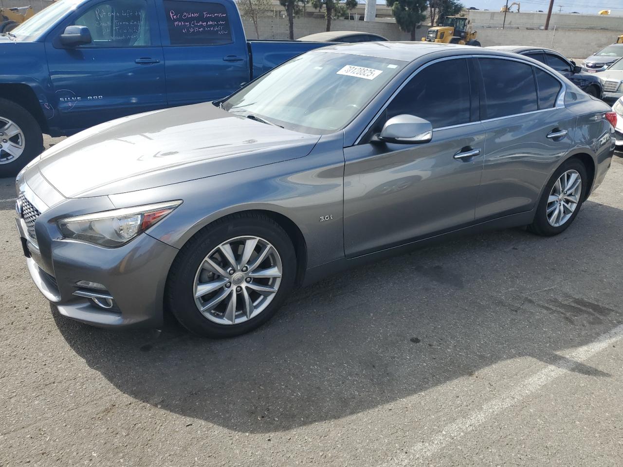 INFINITI Q50 PREMIUM
