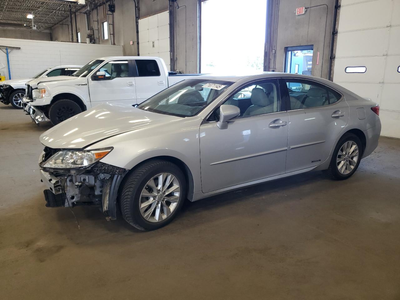 LEXUS ES 300H