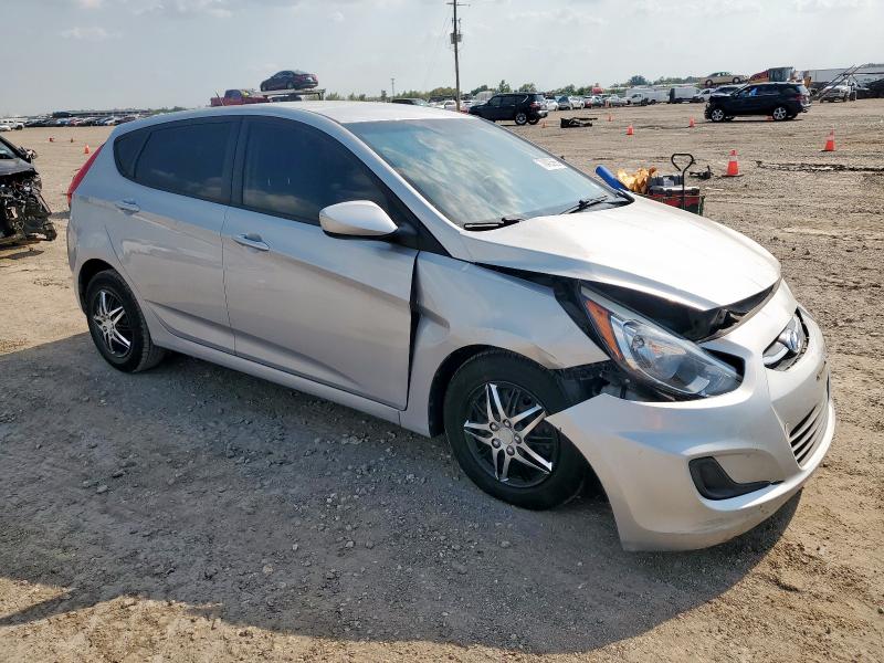 2016 HYUNDAI ACCENT SE KMHCT5AE8GU251357