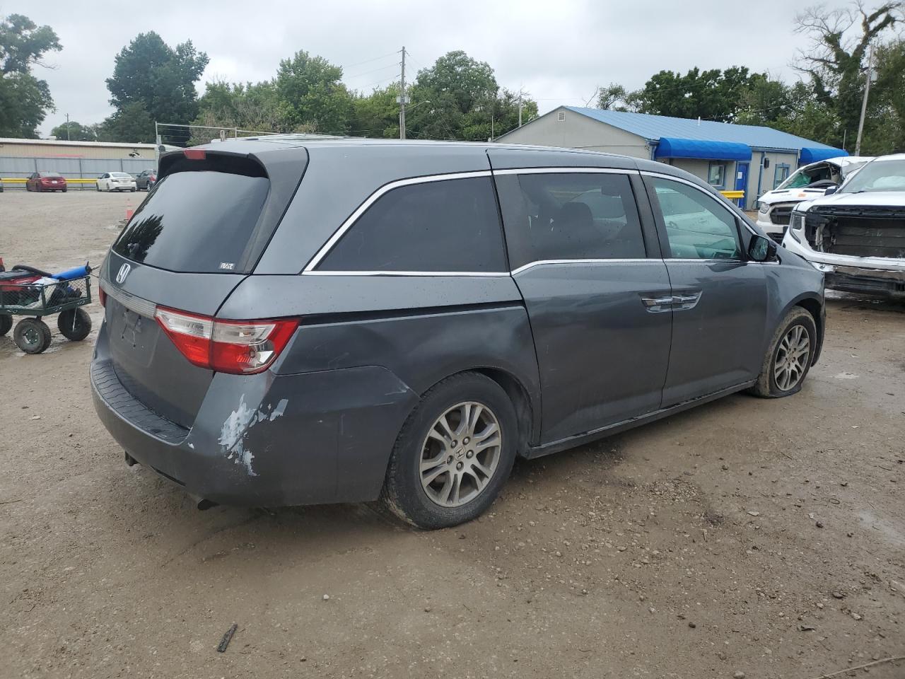 Lot #3234509037 2011 HONDA ODYSSEY EX