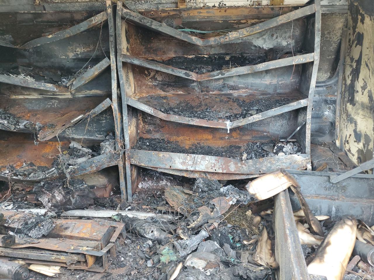 FORD ECONOLINE E250 VAN