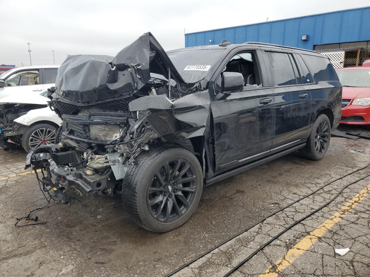 CADILLAC ESCALADE ESV SPORT