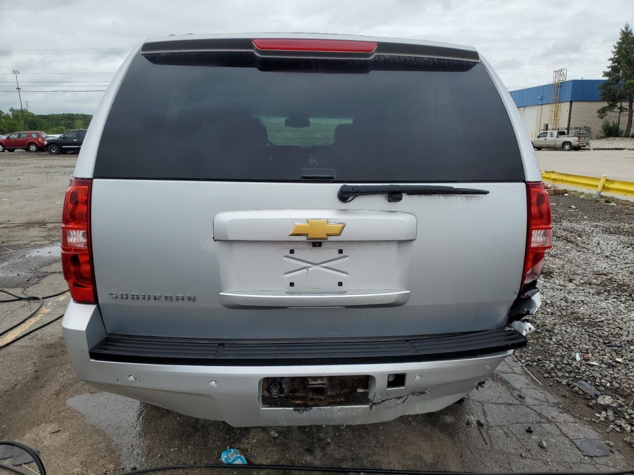 CHEVROLET SUBURBAN K1500 LT