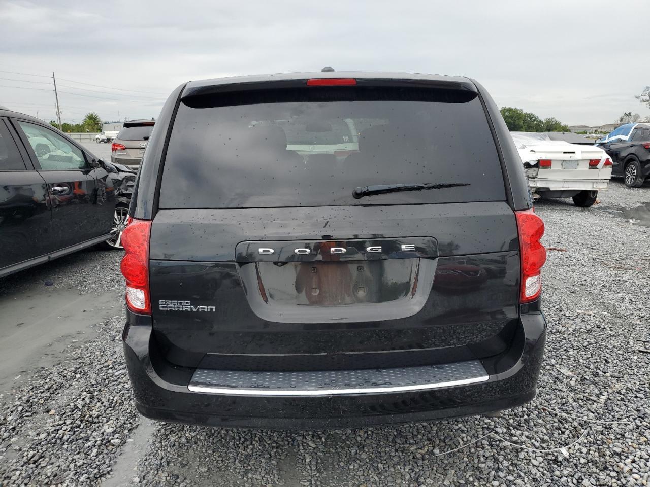 DODGE GRAND CARAVAN SE