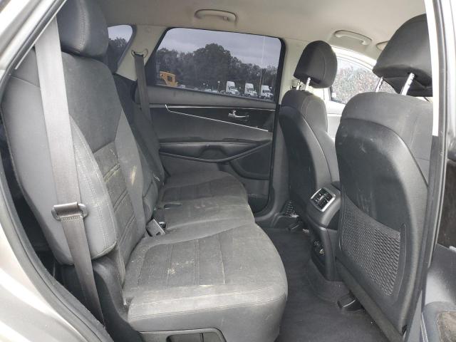 2017 KIA SORENTO LX 5XYPG4A36HG217603