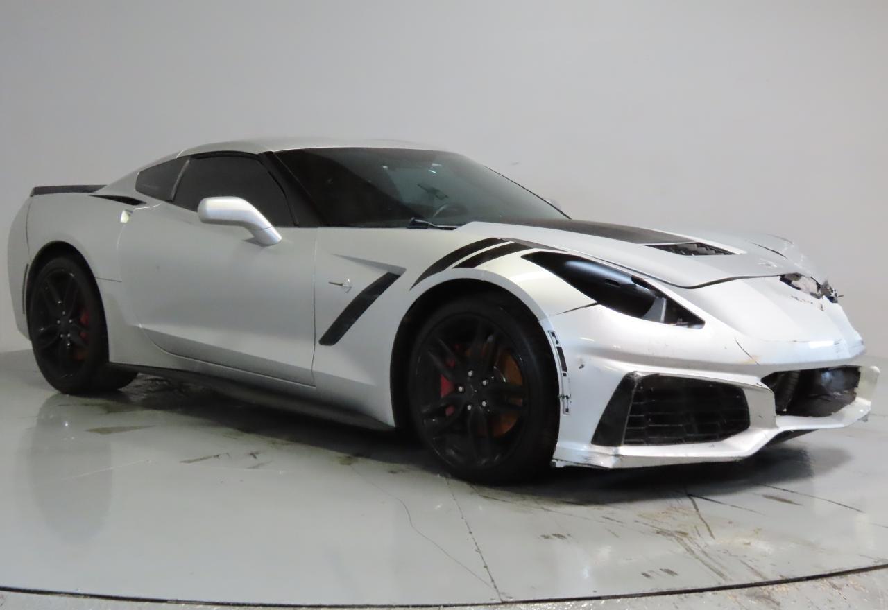 CHEVROLET CORVETTE STINGRAY Z51 1LT