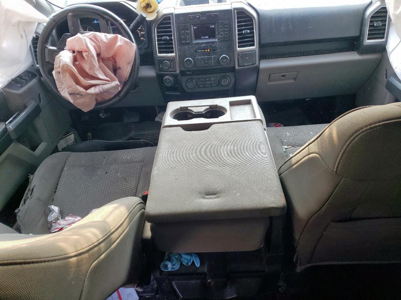 FORD F-150 SUPERCREW