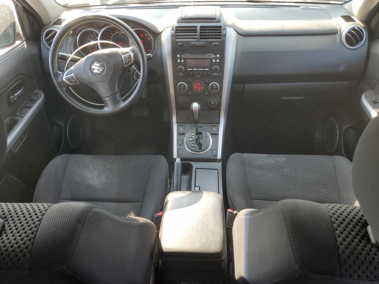 SUZUKI GRAND VITARA PREMIUM