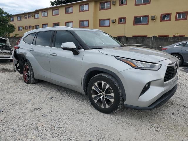 2020 TOYOTA HIGHLANDER XLE 5TDHZRAH1LS511476
