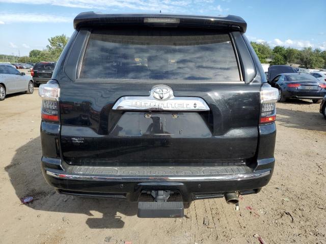 2018 TOYOTA 4RUNNER SR JTEBU5JR4J5568002