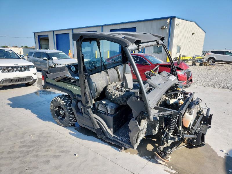 Global Auto Auctions: 2022 JD XUV 835M