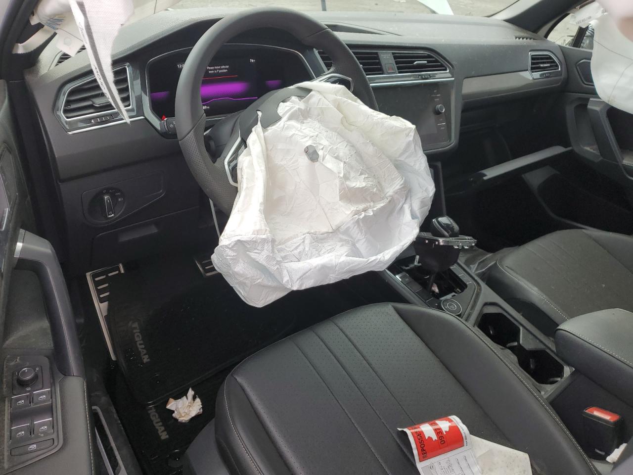 VOLKSWAGEN TIGUAN SE R-LINE BLACK