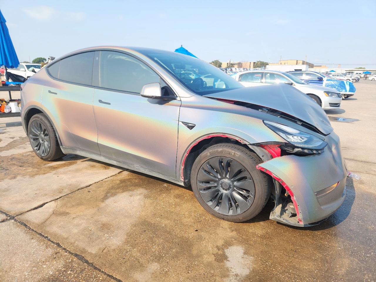 TESLA MODEL Y