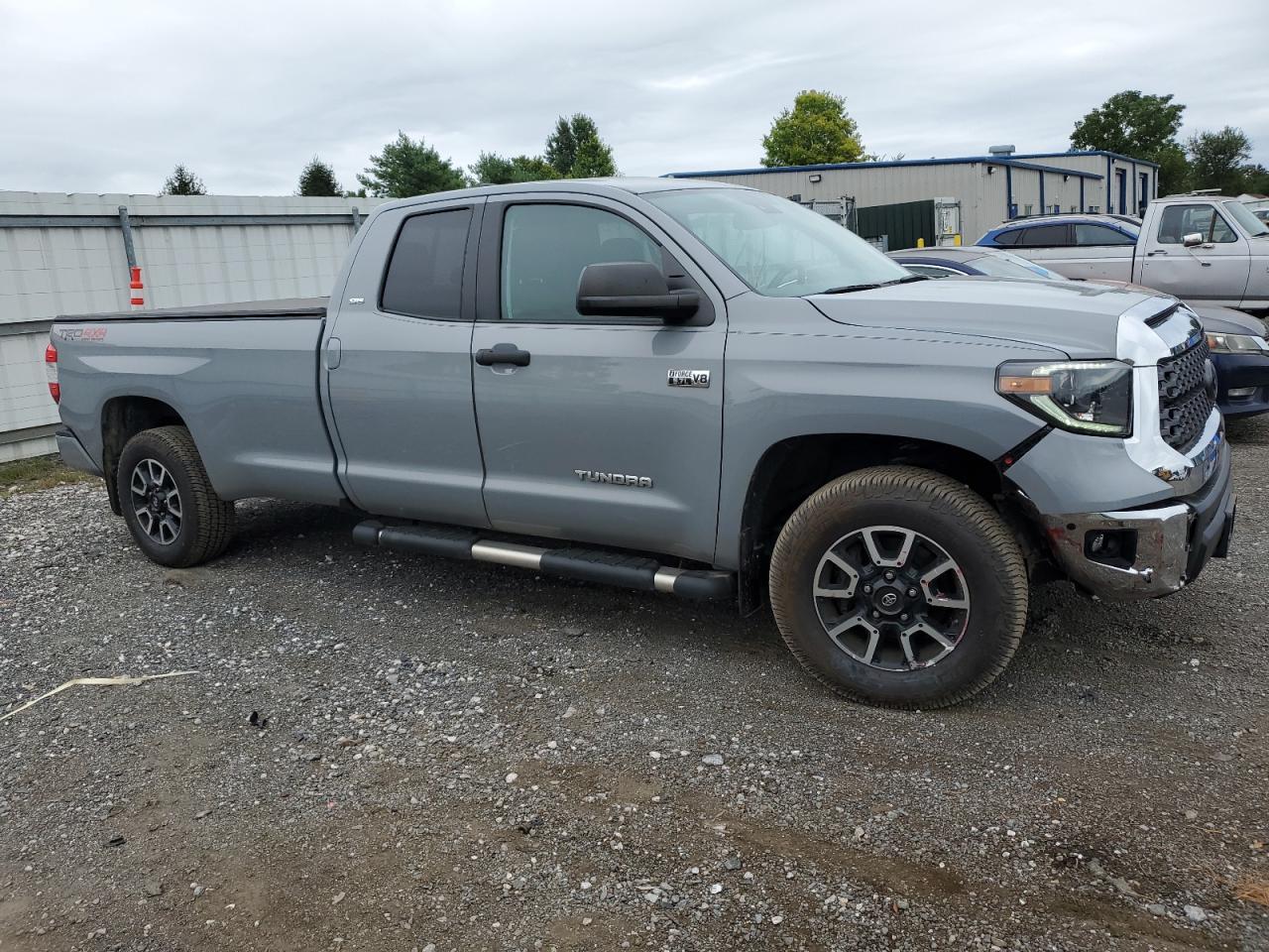 TOYOTA TUNDRA DOUBLE CAB SR