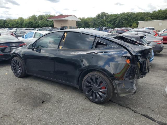 2024 TESLA MODEL Y 7SAYGDEF9RA268367