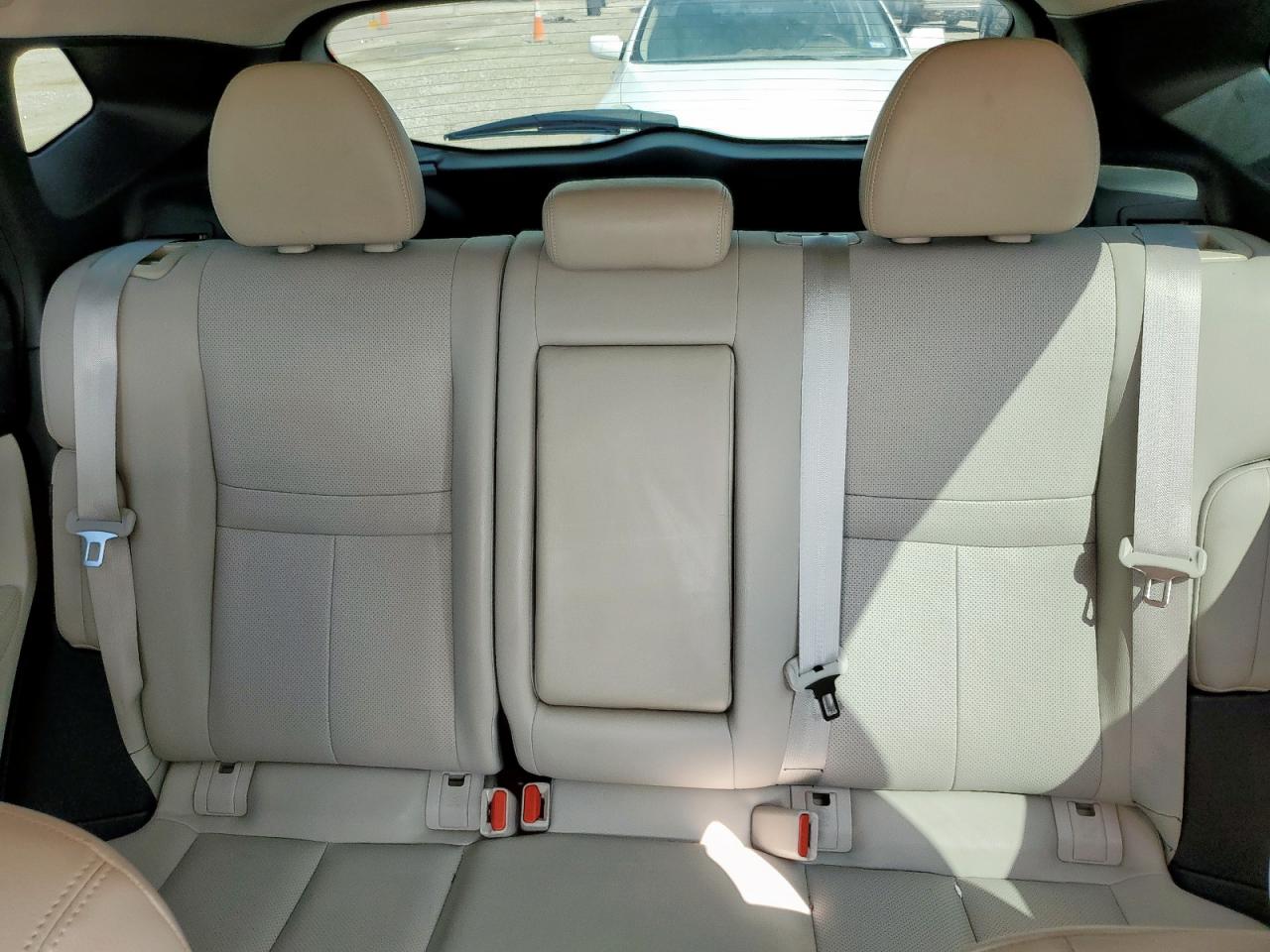 NISSAN ROGUE SPORT S