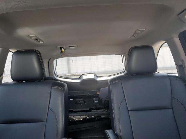 2018 TOYOTA HIGHLANDER SE 5TDKZRFH3JS244563